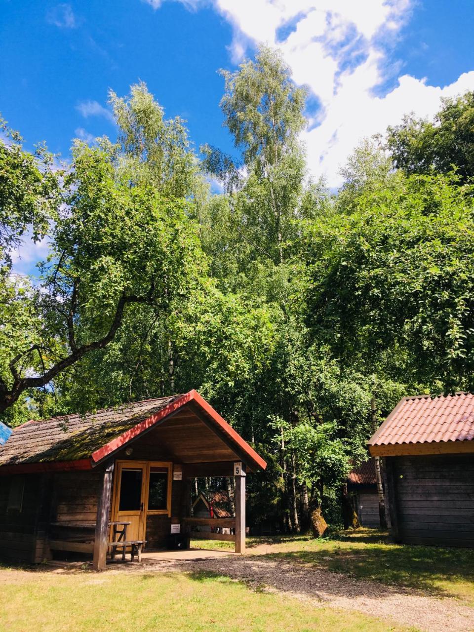 Pensjonat Poilsio Gyvenviete "Obuoliu Sala" Molėtai Zewnętrze zdjęcie